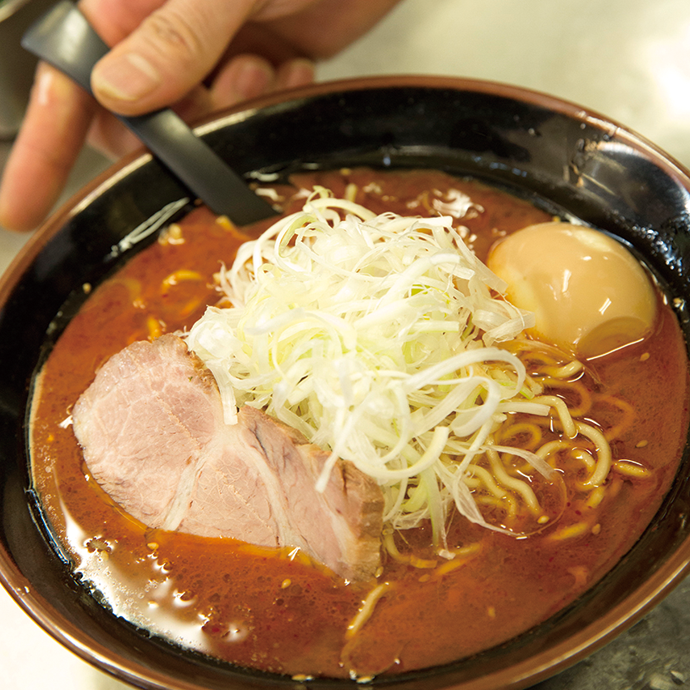 ラーメンと人柄が魅力。「高座渋谷」で働く。