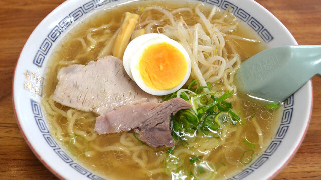 牛骨ラーメン
