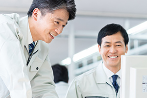 中高年の方活躍中のイメージ画像